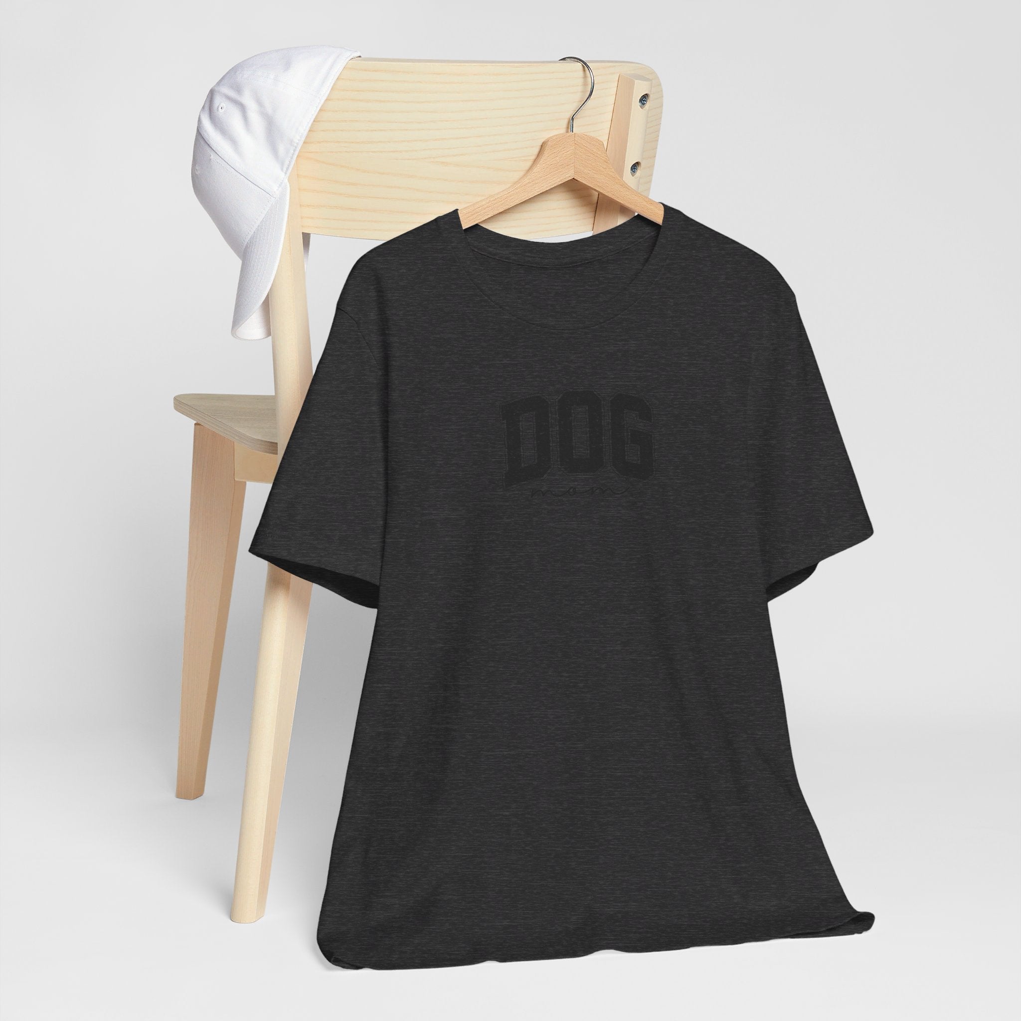 Dog Mom Short Sleeve Tee