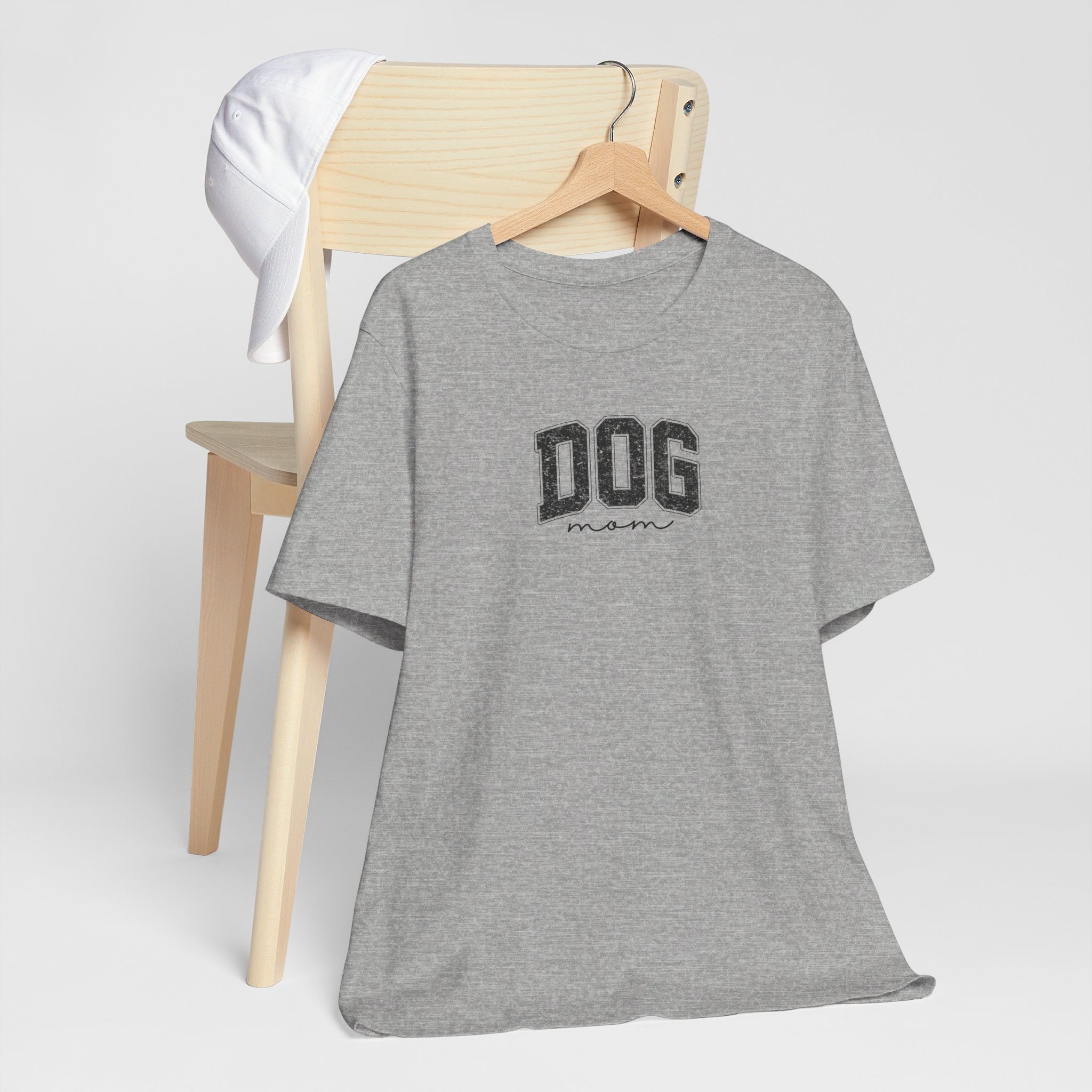 Dog Mom Short Sleeve Tee